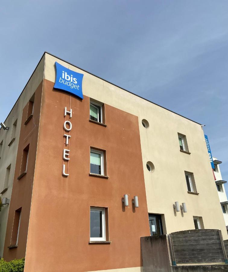 Ibis Budget Pontivy Bagian luar foto